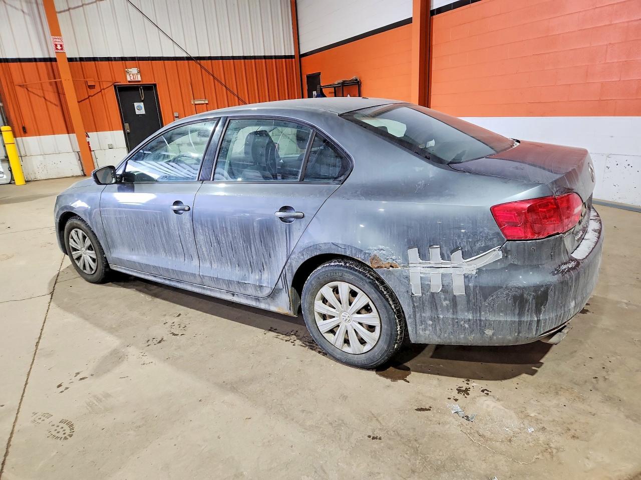 2013 Volkswagen Jetta Base - Фото 2