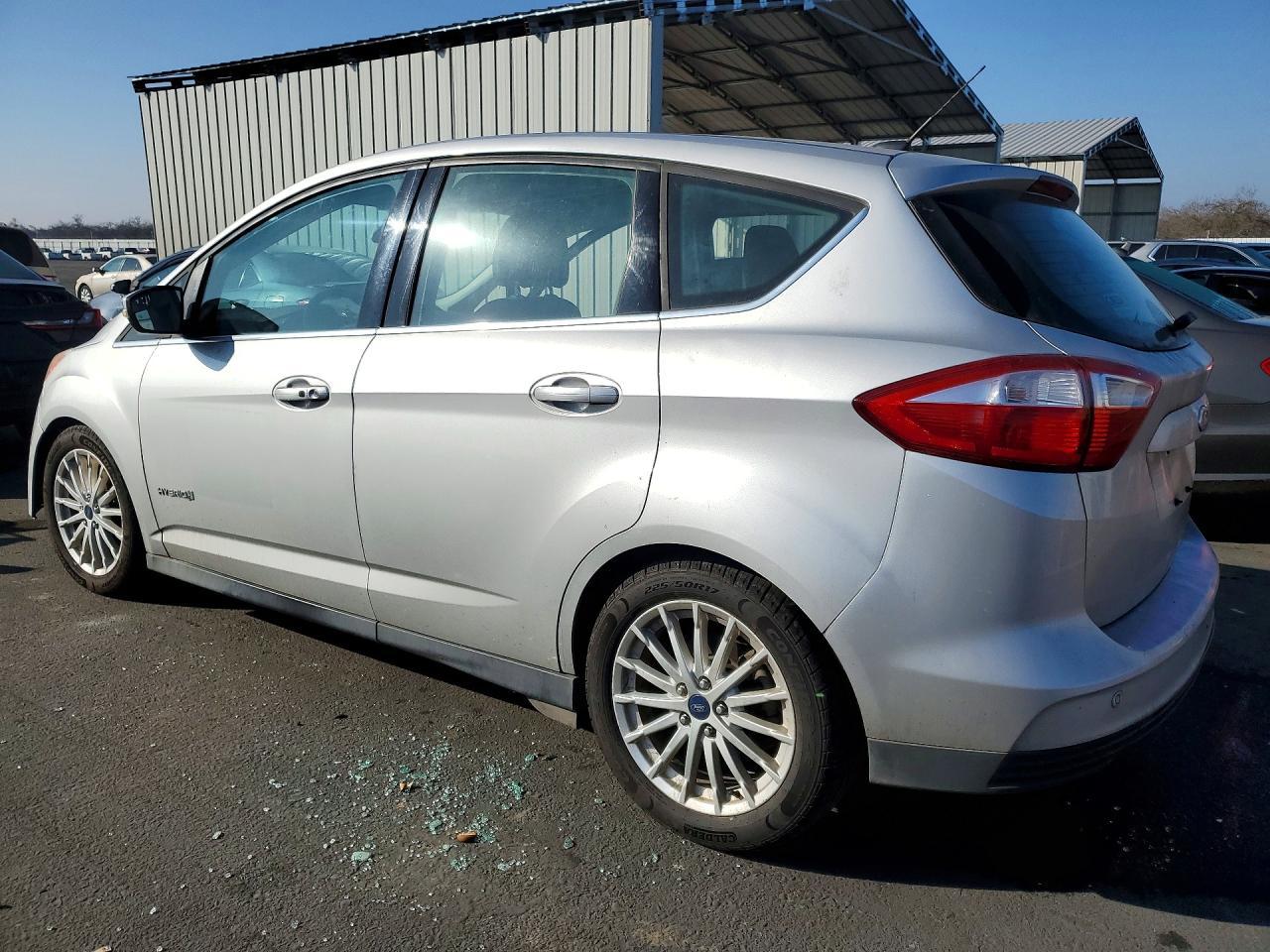 2015 Ford C-Max Sel - Image 2