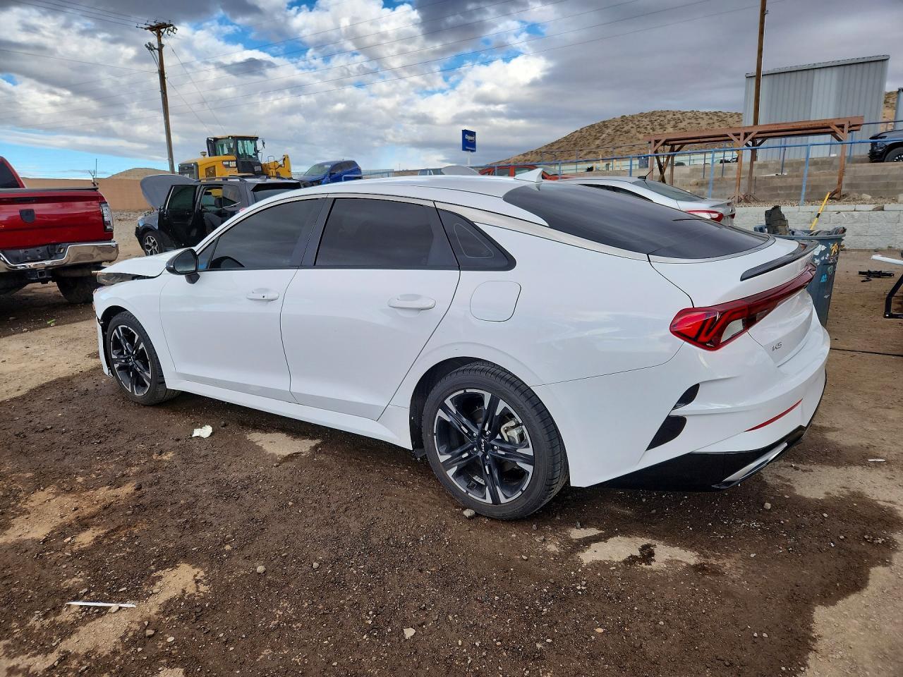 2023 Kia K5 Gt-Line - Фото 2
