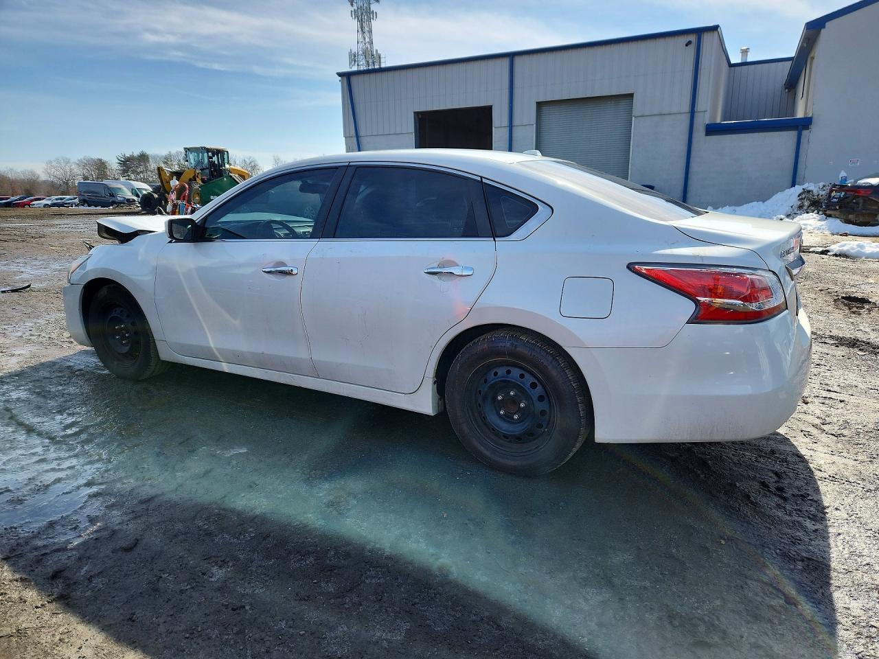 2015 Nissan Altima - Фото 2