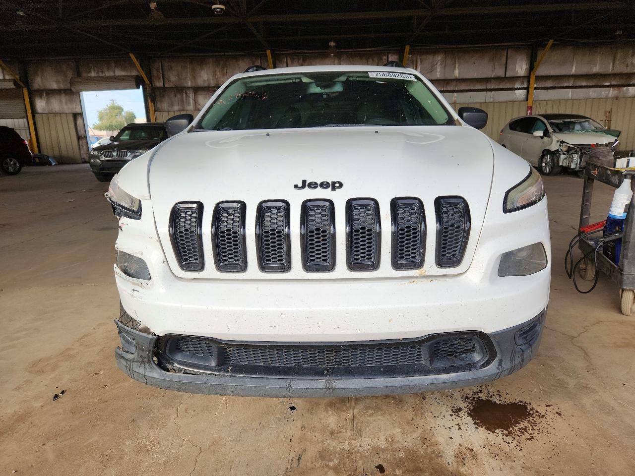 2016 Jeep Cherokee Sport - Image 5
