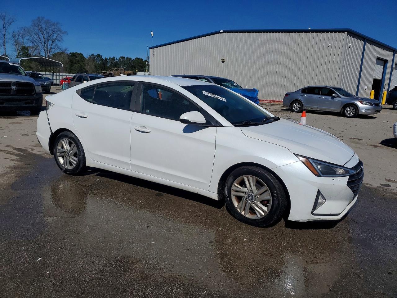 2019 Hyundai Elantra Sel - Фото 4