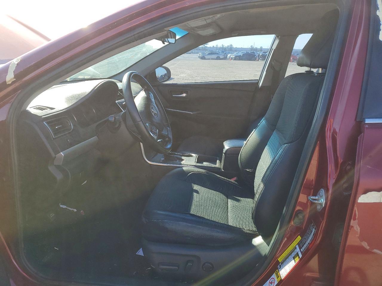2015 Toyota Camry Le - Image 7