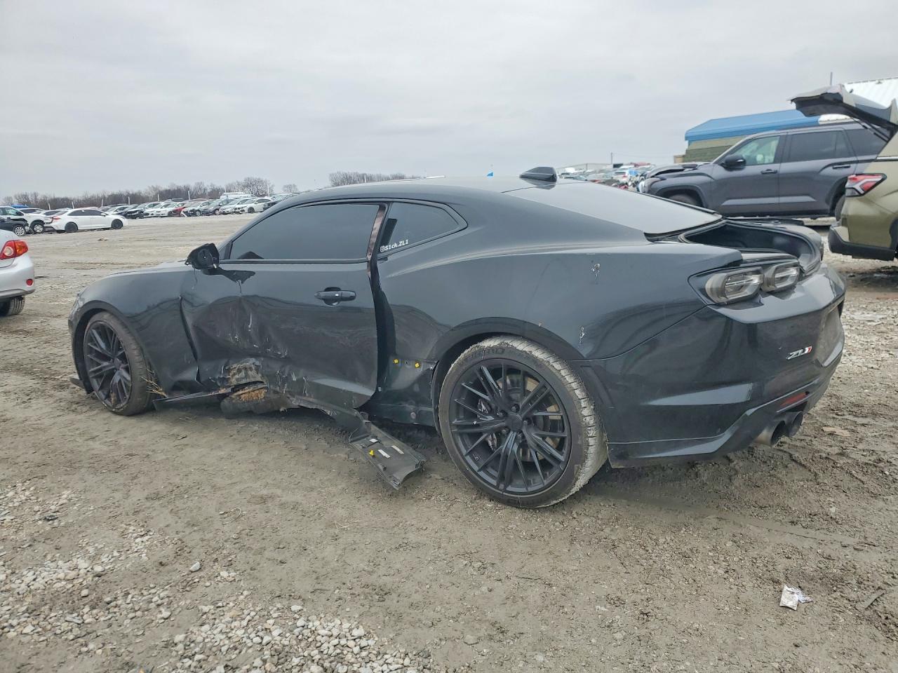 2021 Chevrolet Camaro Zl1 - Фото 2