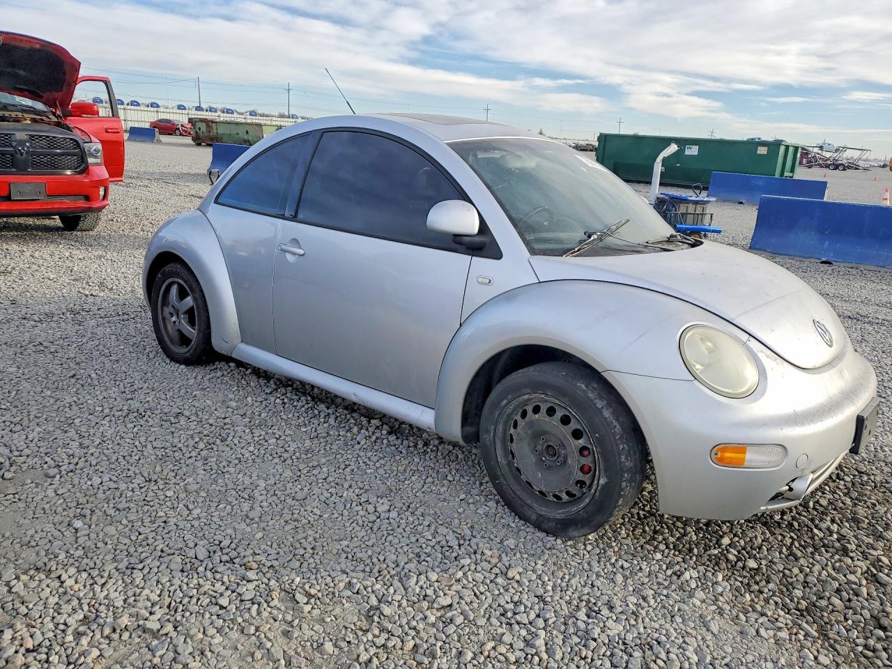 2000 Volkswagen New Beetle Gls - Фото 4