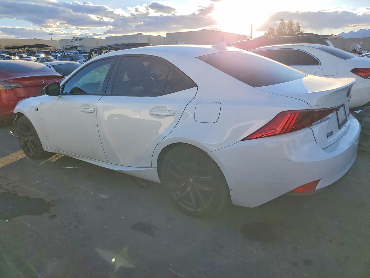 2019 Lexus Is 350 - Фото 2