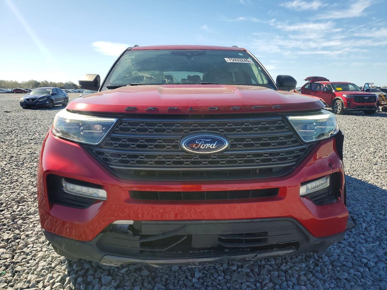 2021 Ford Explorer Xlt - Фото 5