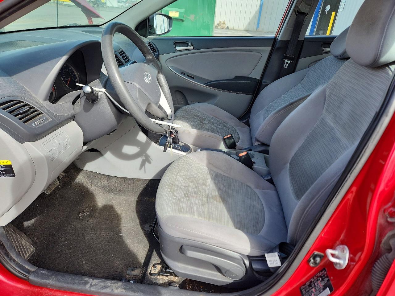 2017 Hyundai Accent Se - Фото 7