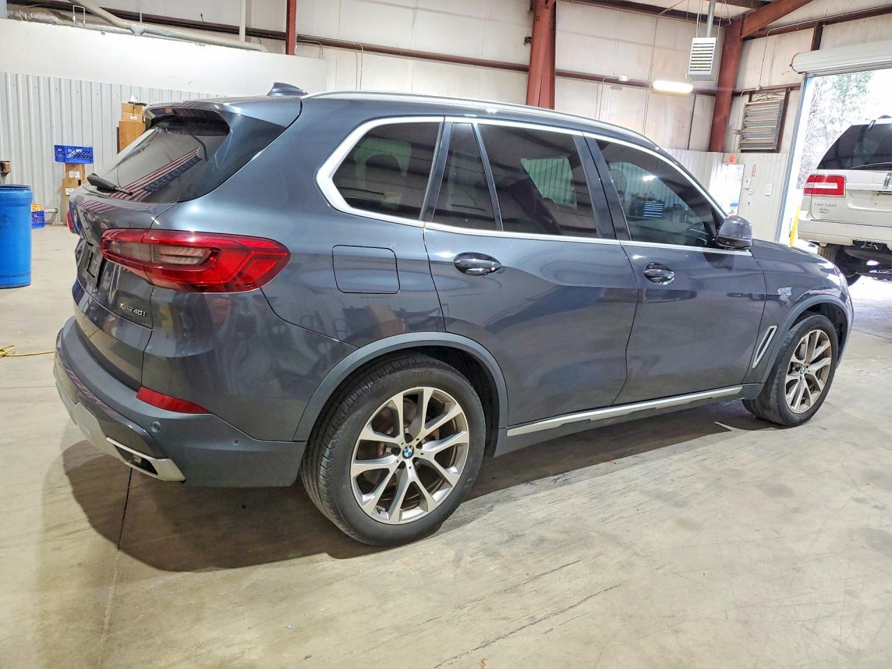 2019 BMW X5 xDrive40I - Фото 3