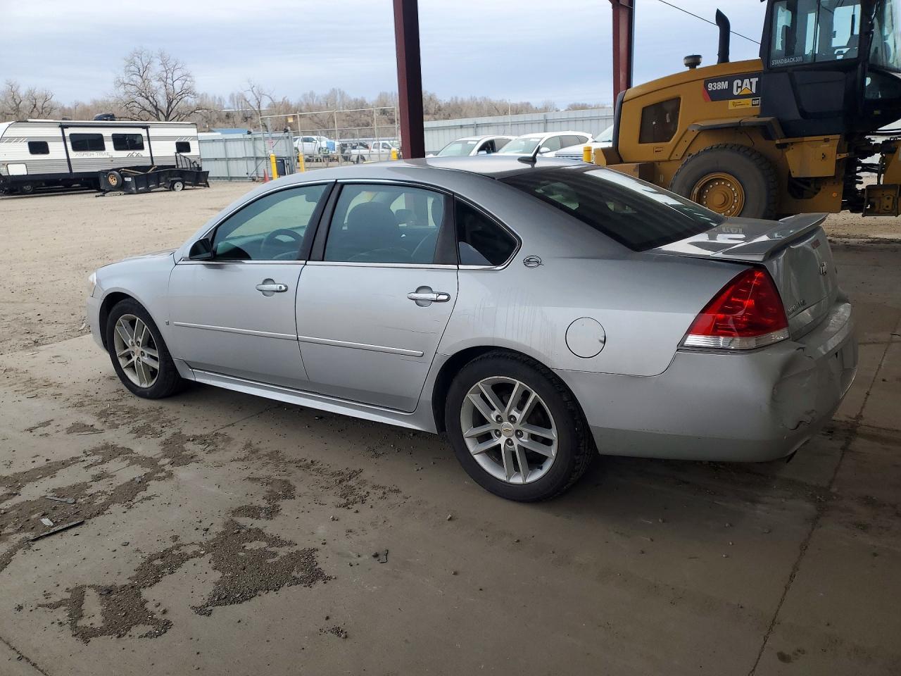 2009 Chevrolet Impala Ltz - Image 2