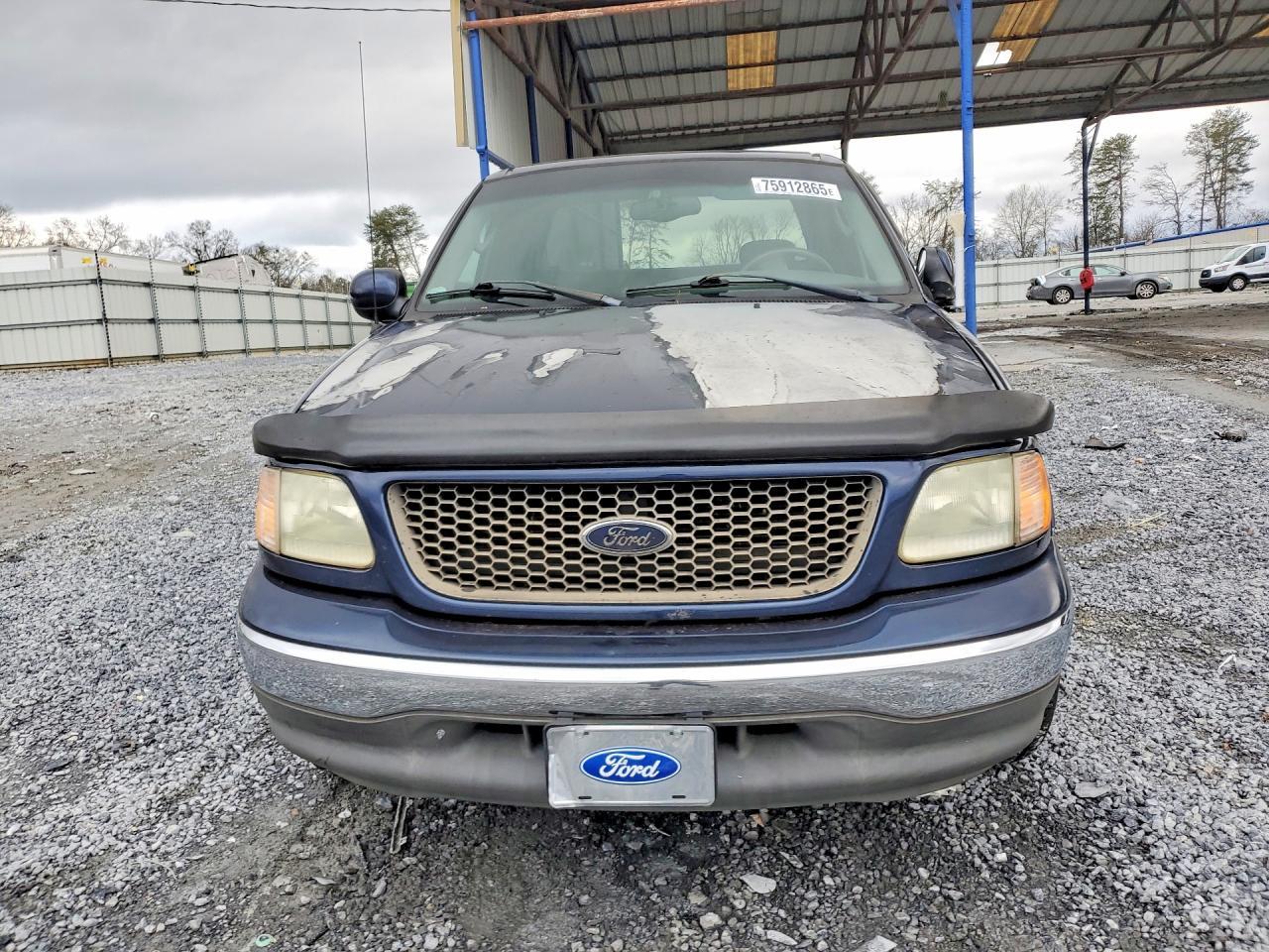 2002 Ford F150 - Image 5