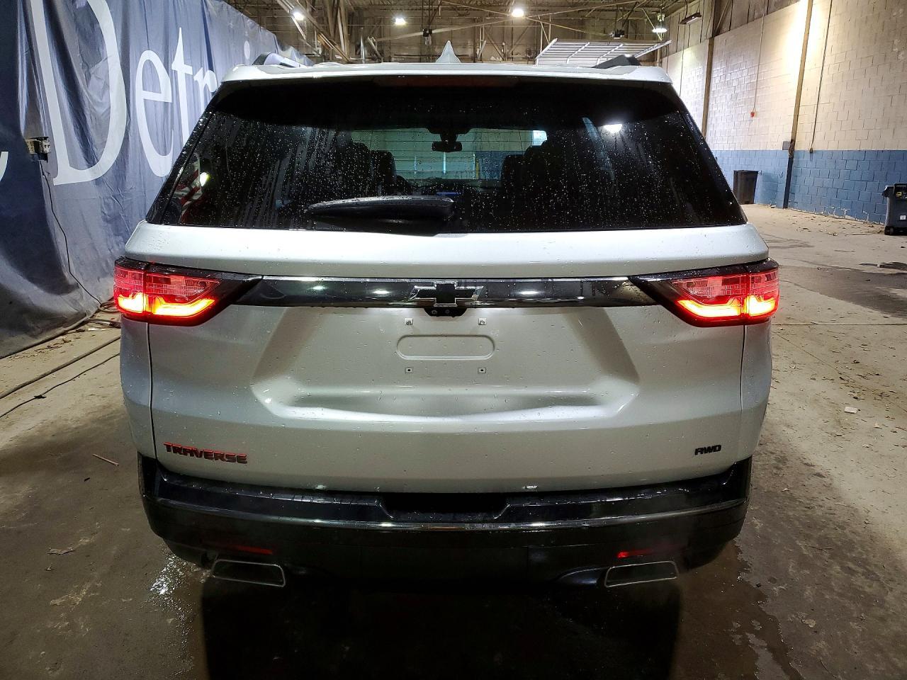 2021 Chevrolet Traverse Premier - Image 6