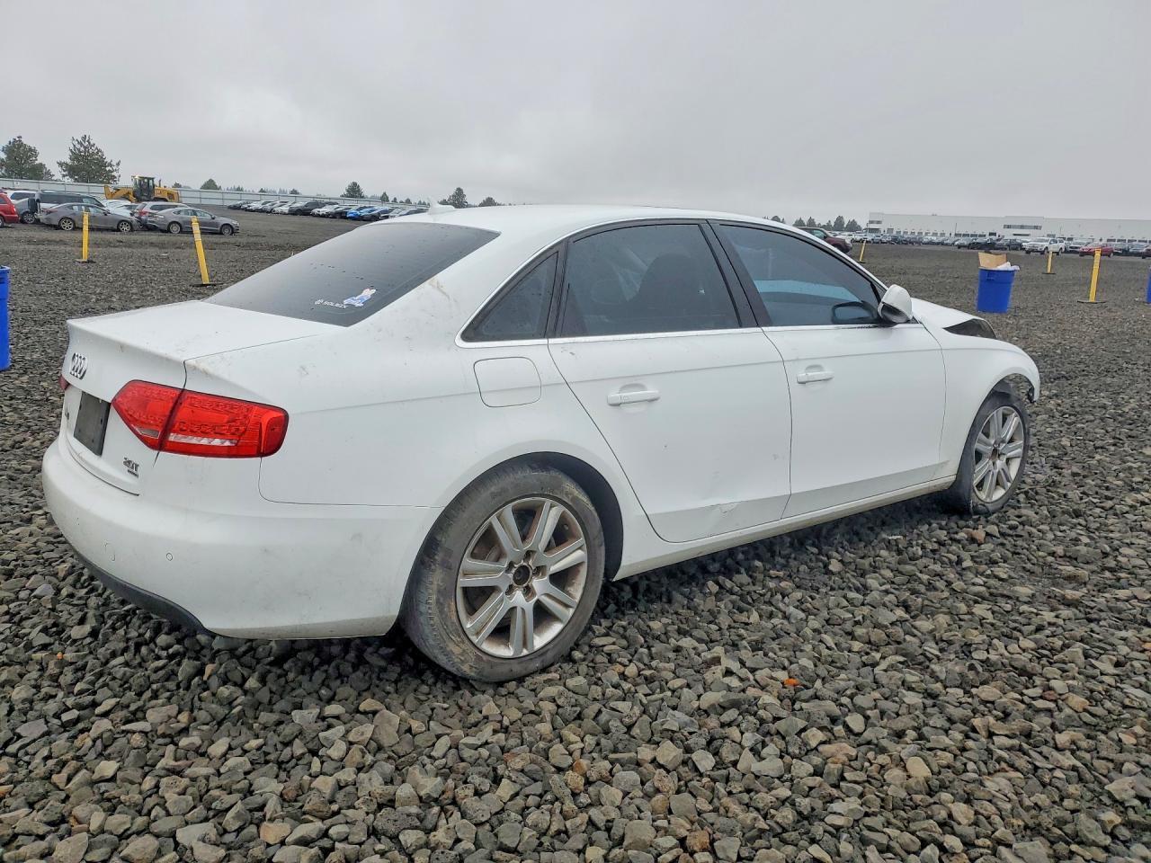 2011 Audi A4 Premium Plus - Фото 3