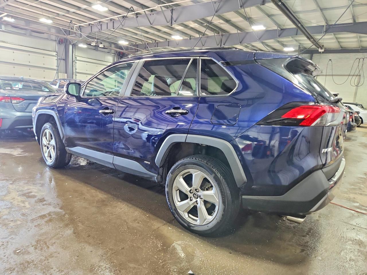 2021 Toyota Rav4 Hybrid Limited - Фото 2