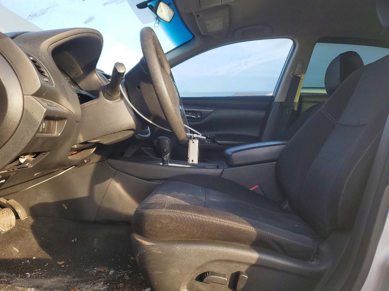 2016 Nissan Altima 2.5 - Фото 7