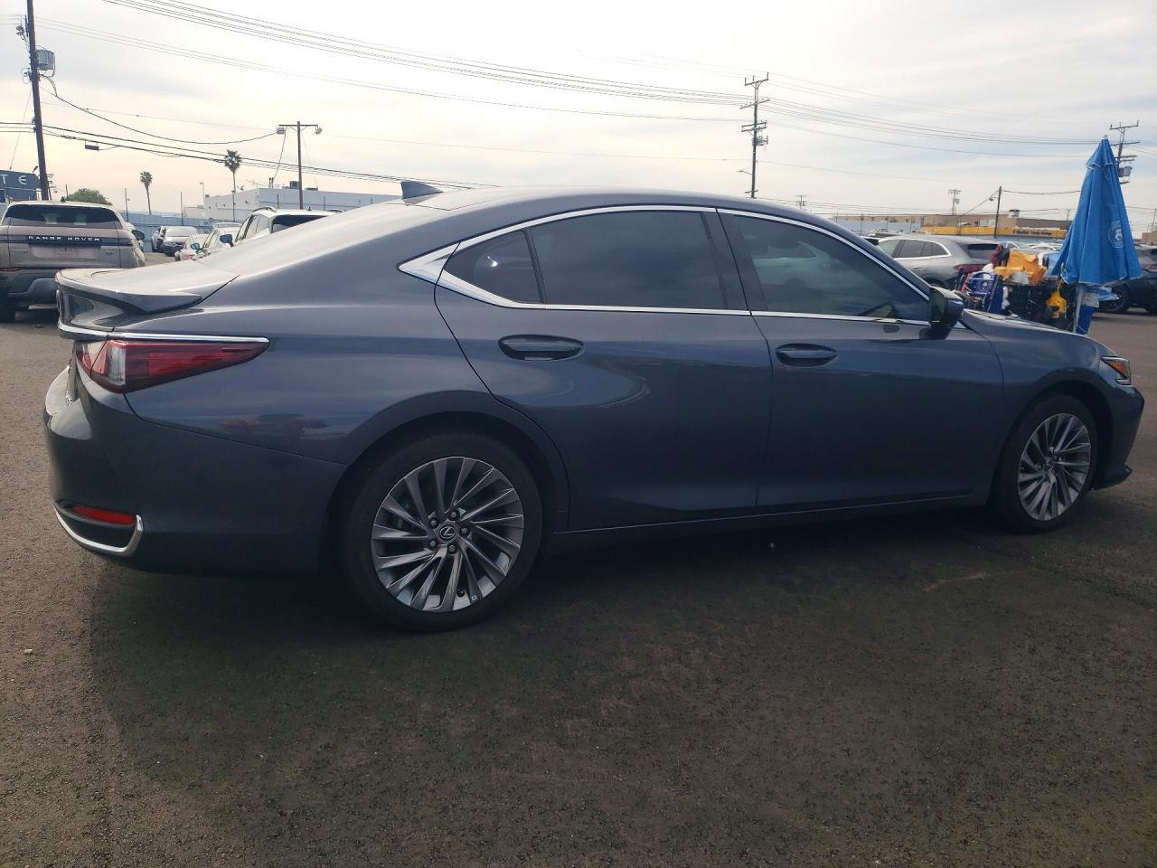 2024 Lexus 4D Gs 350 Awd - Image 3