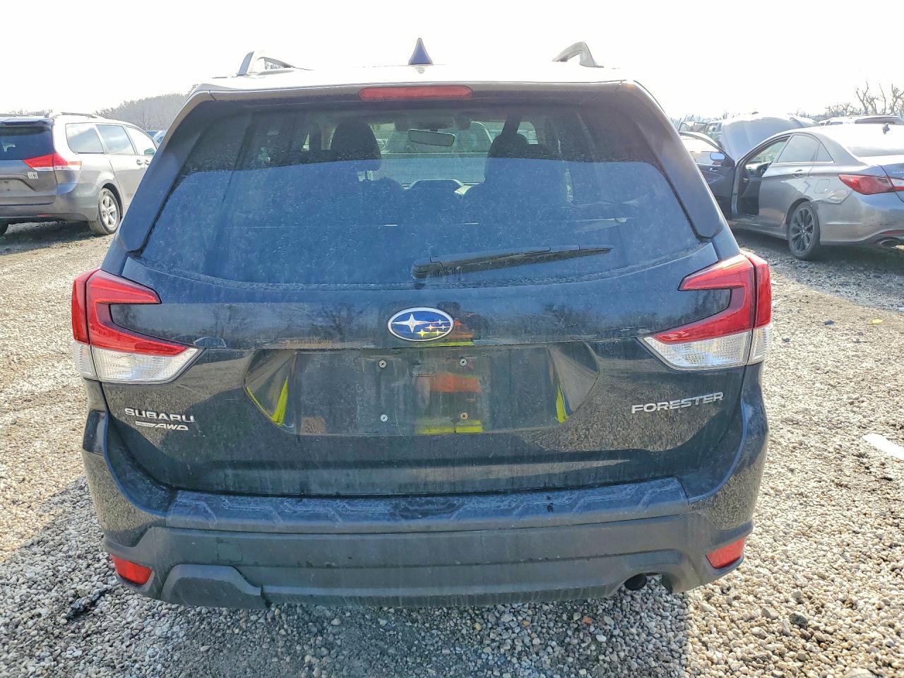 2019 Subaru Forester Premium - Image 6