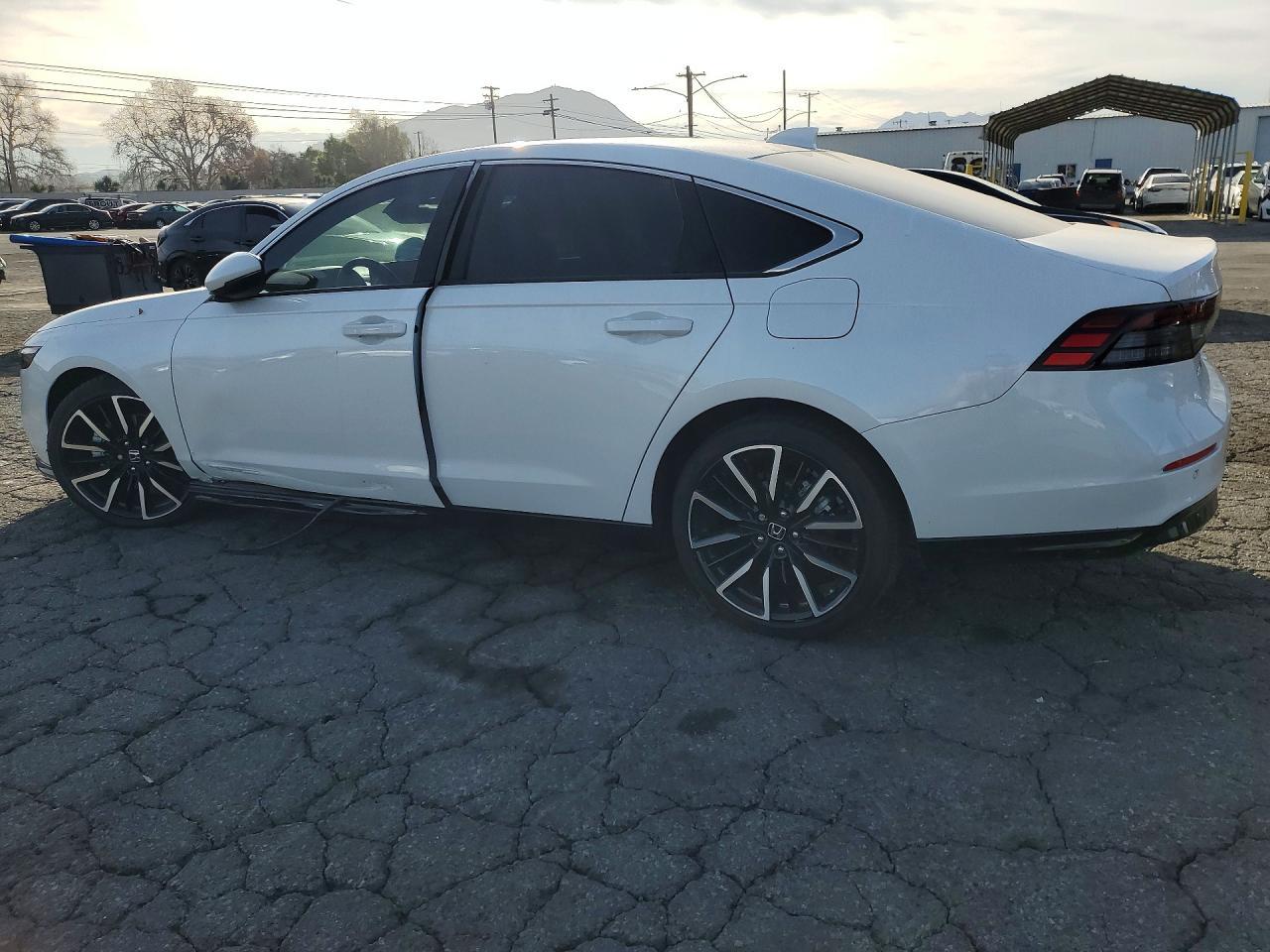 2025 Honda Accord Touring Hybrid - Image 2