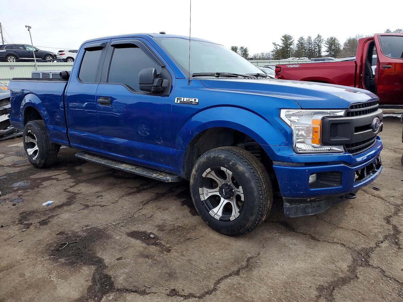 2018 Ford F150 Super Cab - Фото 4