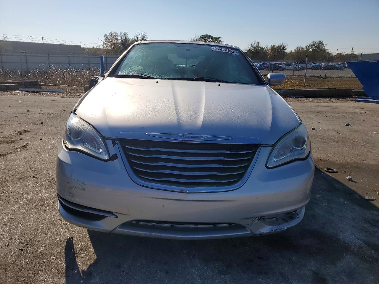 2011 Chrysler 200 Touring - Фото 5