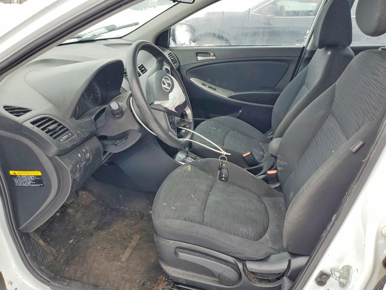 2016 Hyundai Accent Se - Фото 7