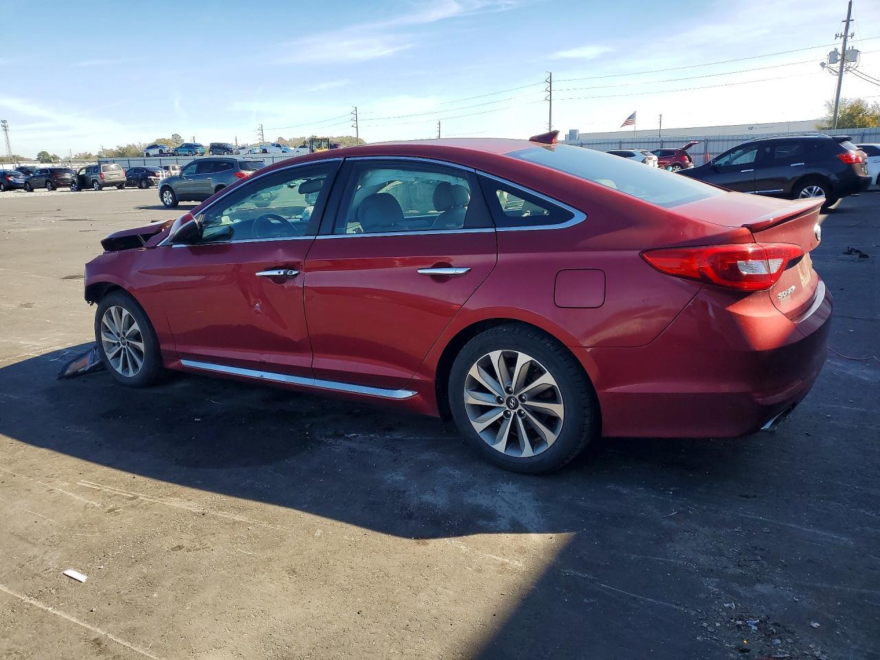 2016 Hyundai Sonata Sport - Фото 2