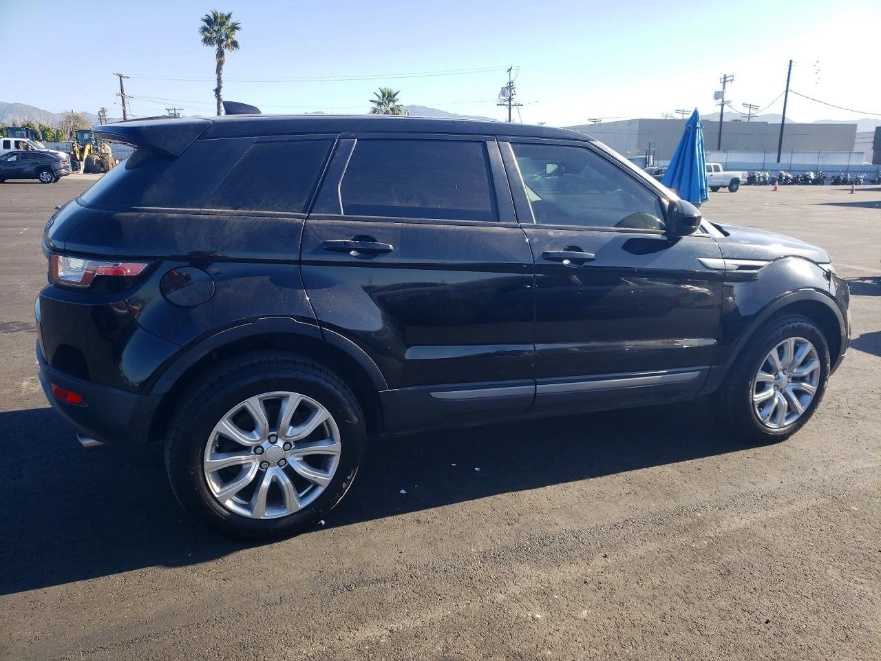 2019 Land Rover Range Rover Evoque Se - Фото 3