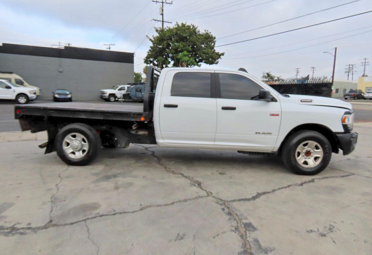 2020 Ram 2500 Tradesman - Фото 3