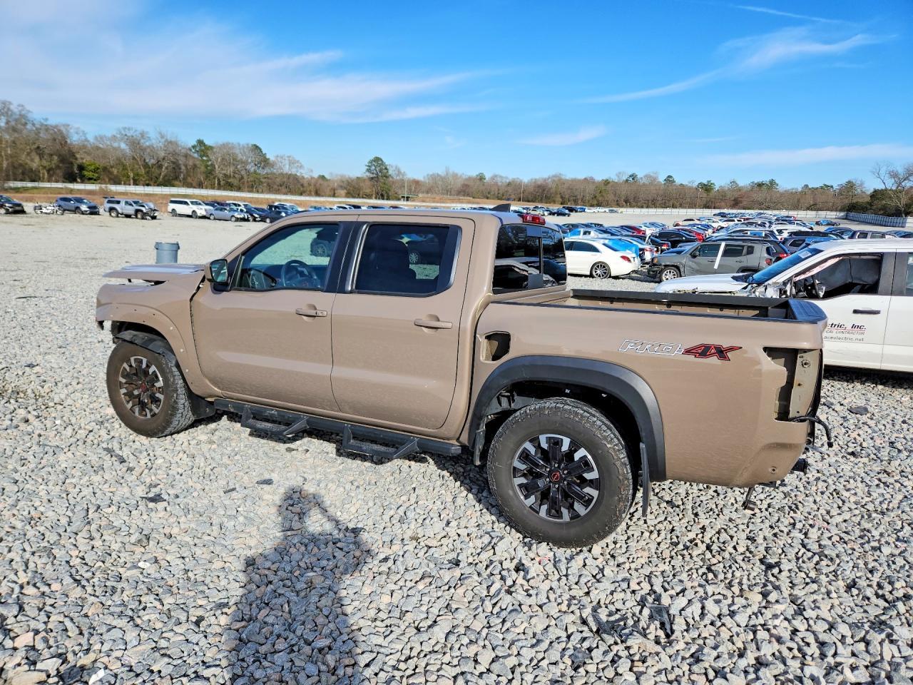 2023 Nissan Frontier S - Фото 2