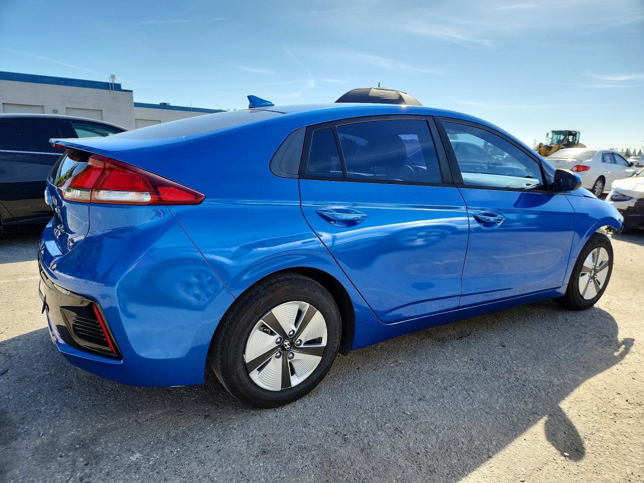 2018 Hyundai Ioniq Blue - Image 3