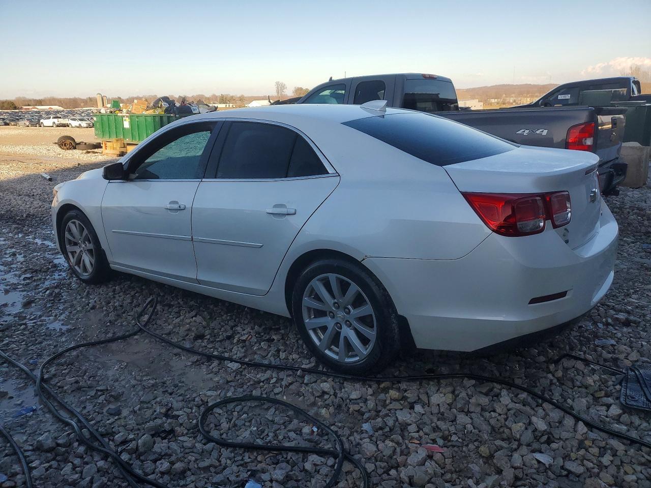 2015 Chevrolet Malibu 2Lt - Фото 2