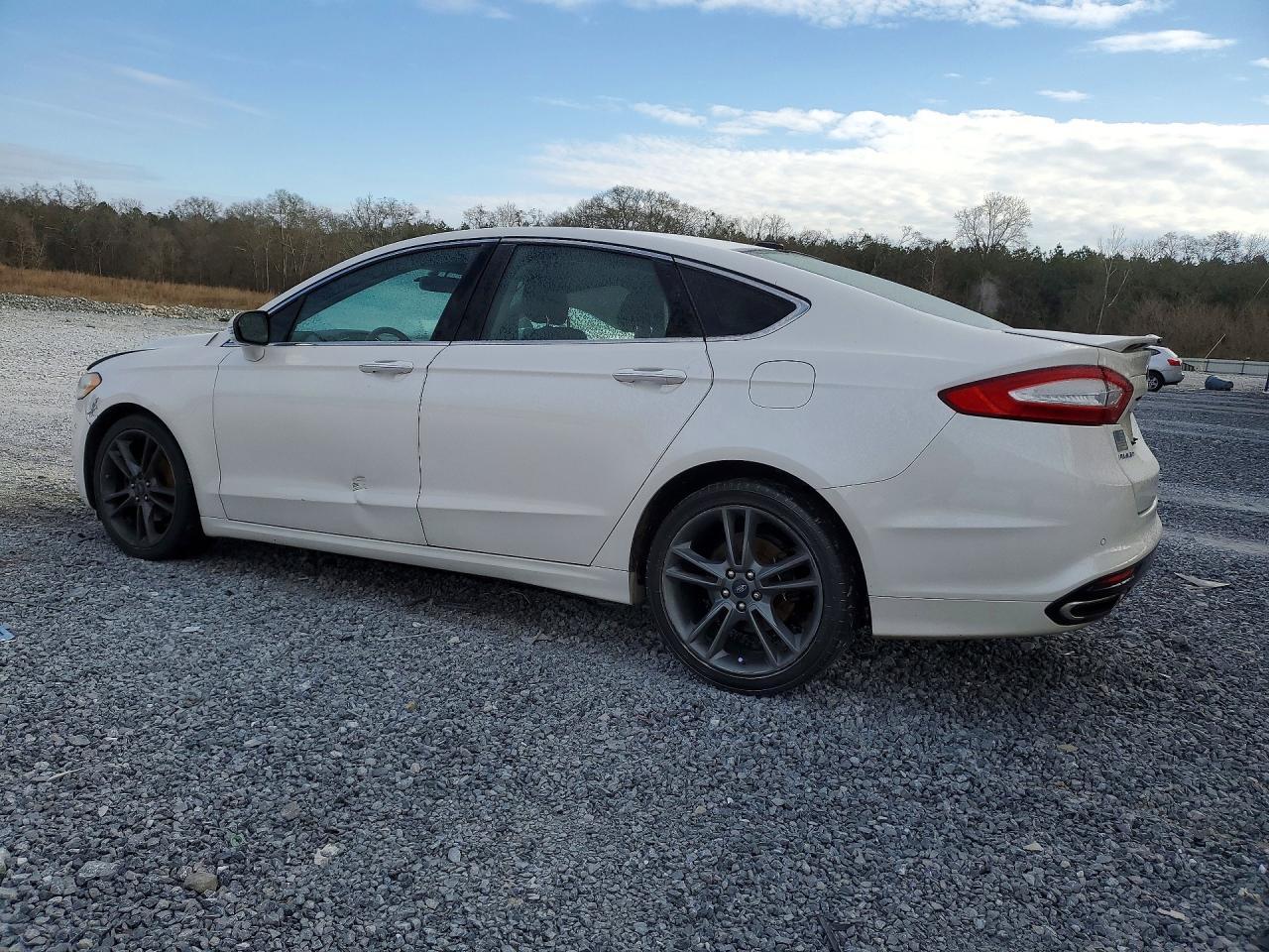 2015 Ford Fusion Titanium - Image 2