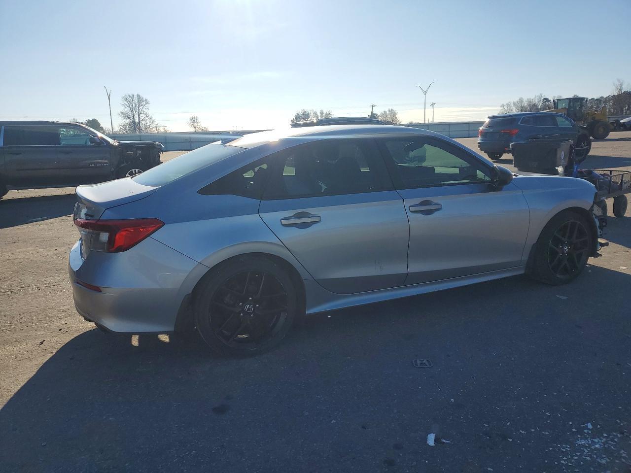 2022 Honda Civic Sport - Фото 3