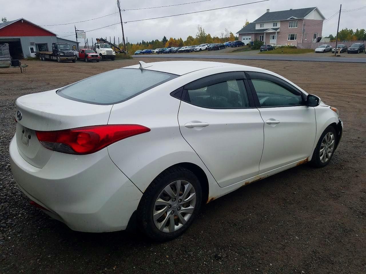 2012 Hyundai Elantra Gls - Image 3