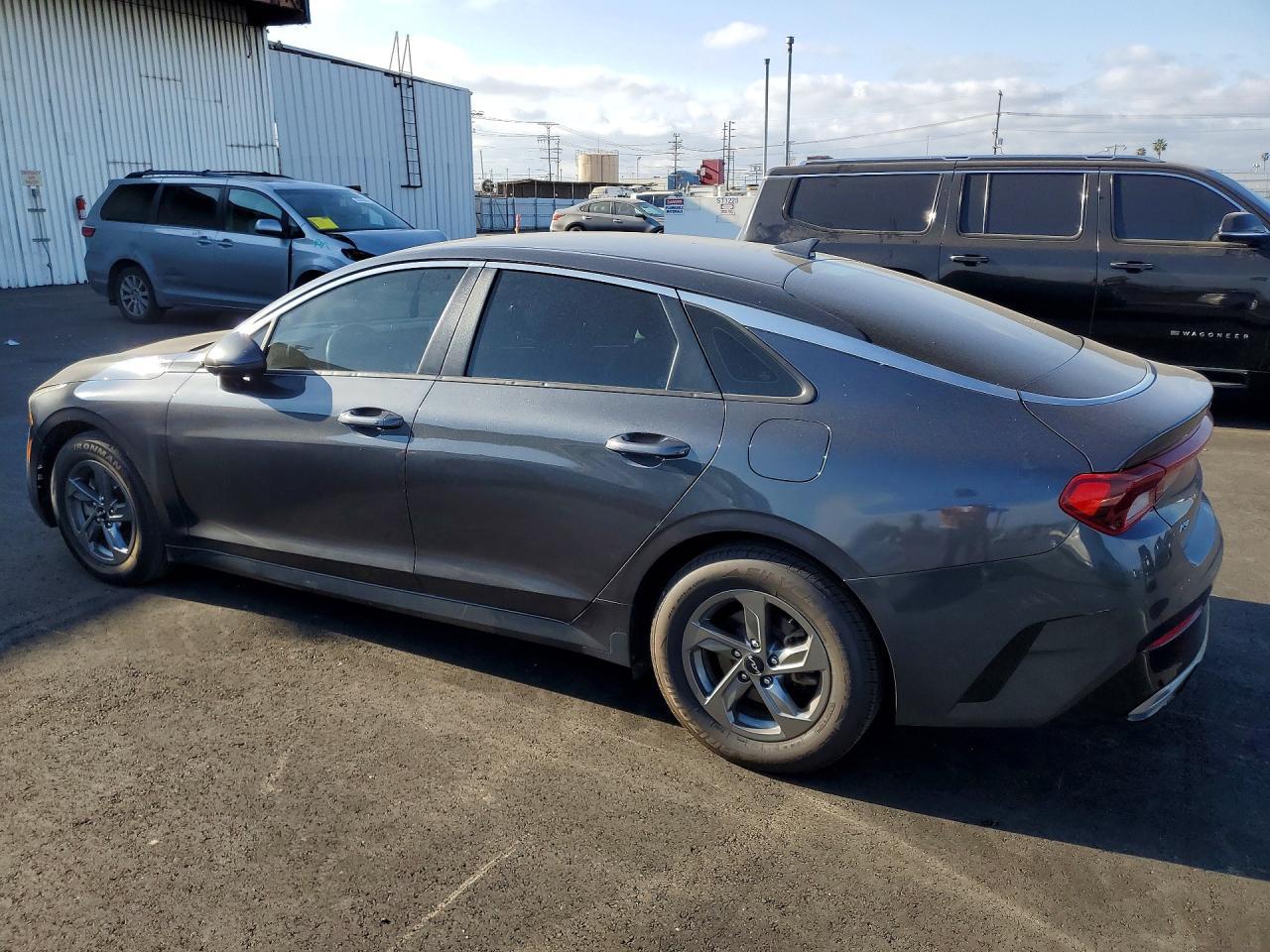 2022 Kia K5 Lxs - Фото 2