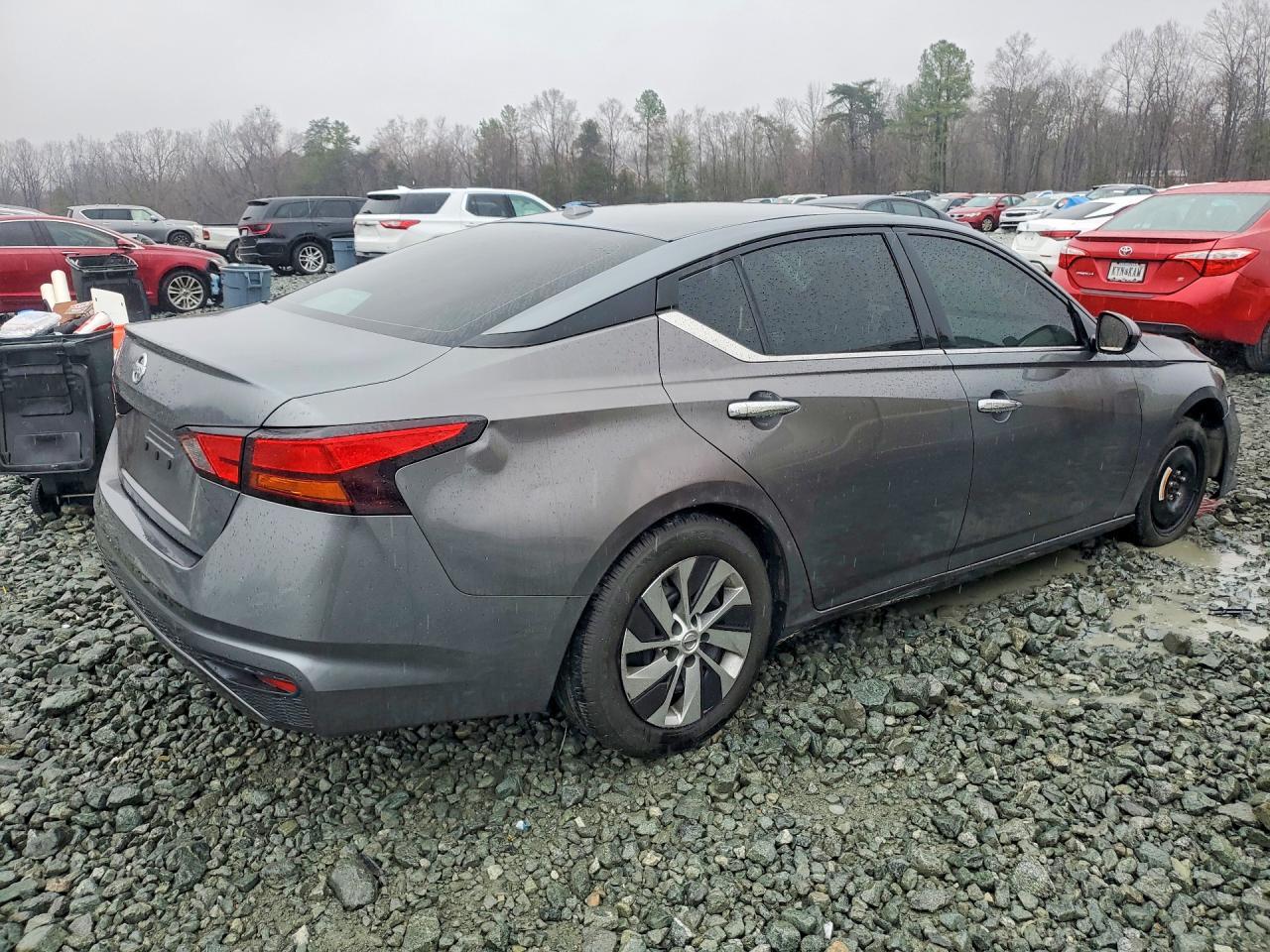 2020 Nissan Altima 2.5 S - Фото 3