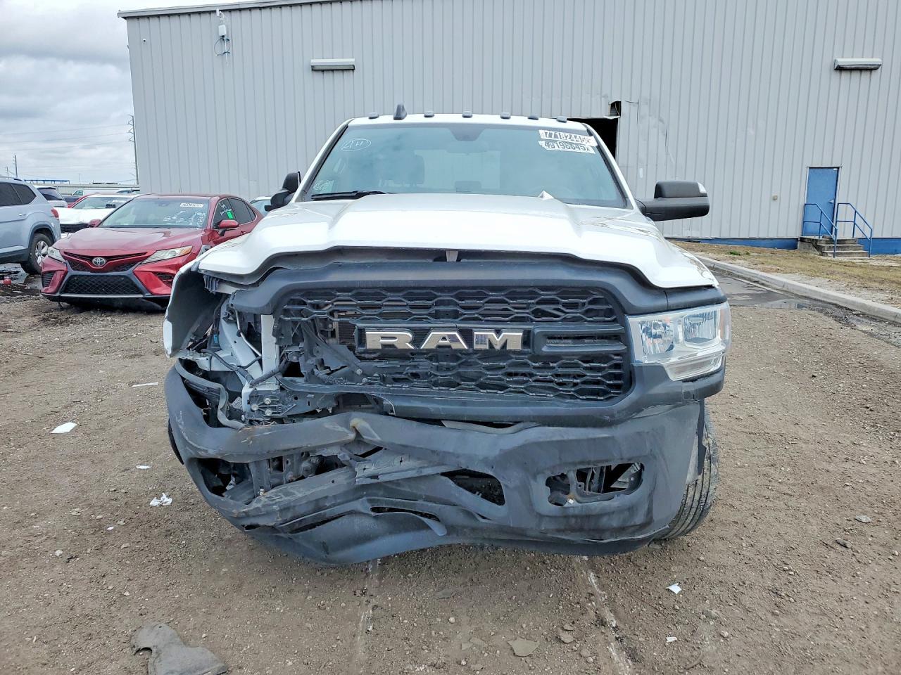 2022 Ram 2500 Tradesman - Фото 5