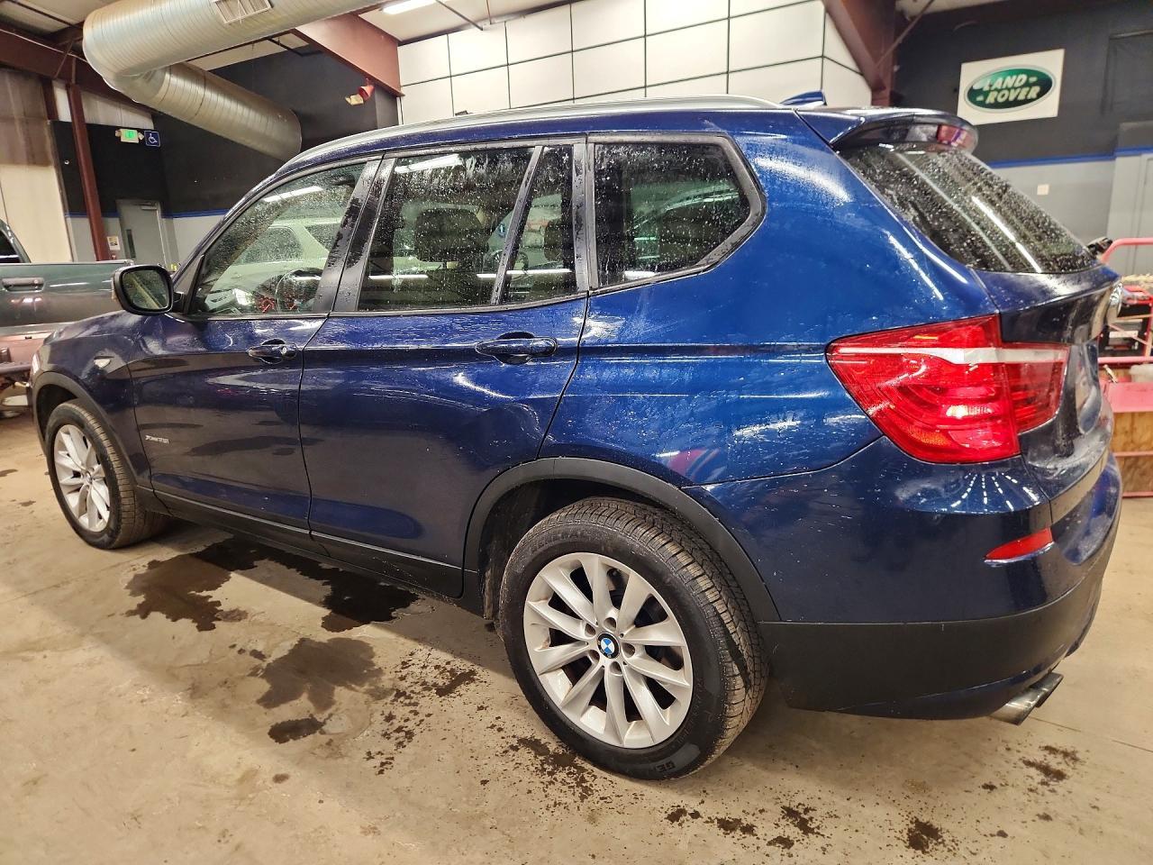 2013 BMW X3 xDrive28I - Image 2