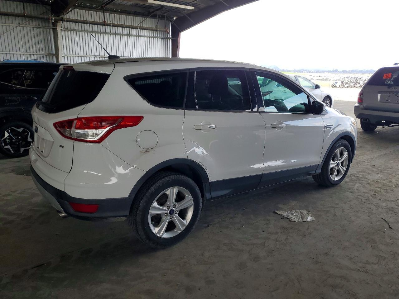 2015 Ford Escape Se - Фото 3