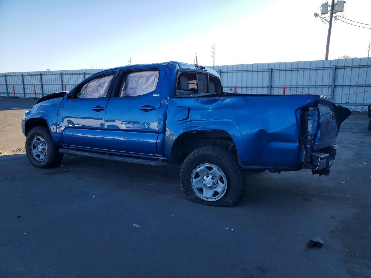 2016 Toyota Tacoma Sr5 V6 - Фото 2