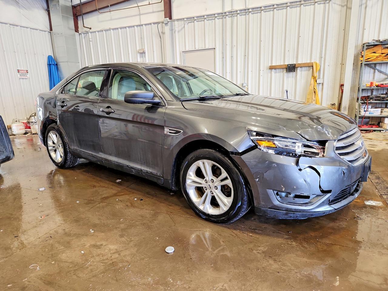 2016 Ford Taurus Se - Image 4
