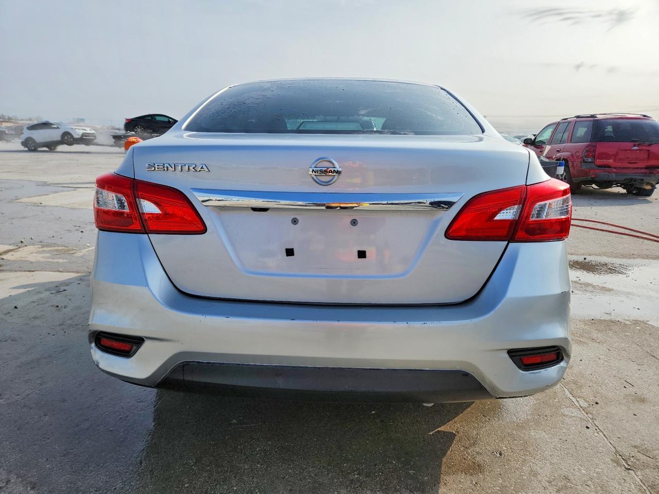 2019 Nissan Sentra S - Фото 6