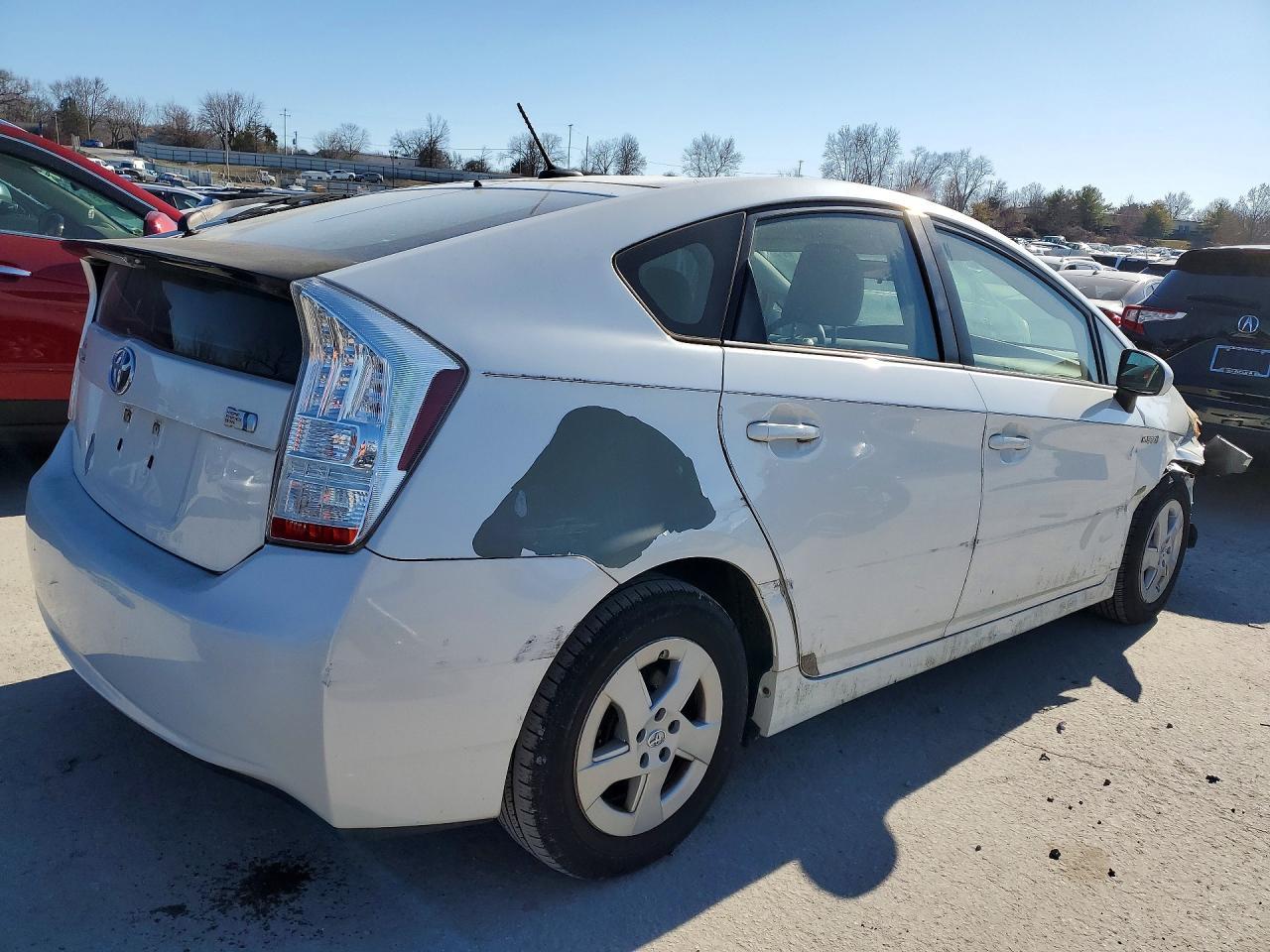 2010 Toyota Prius - Фото 3