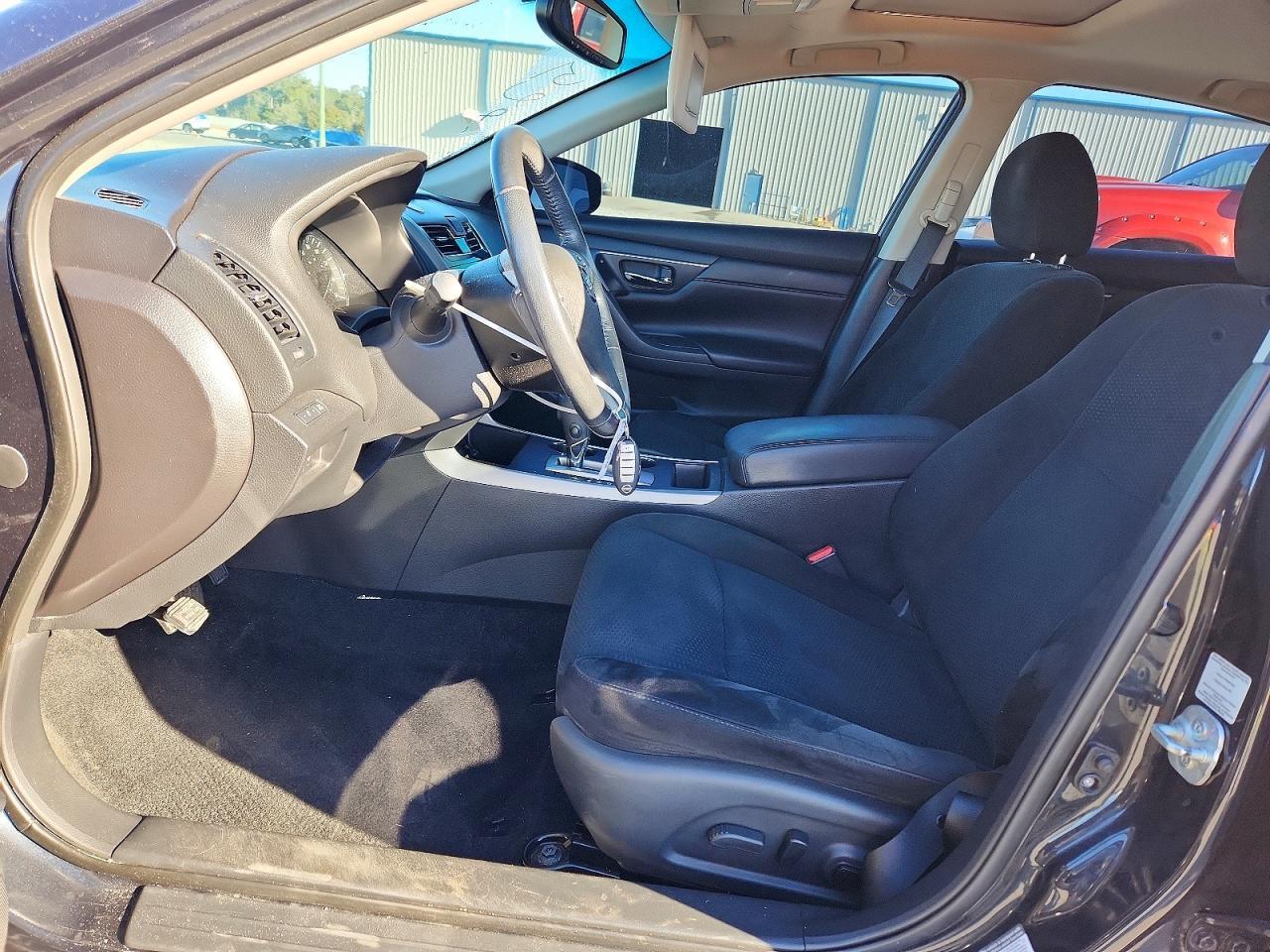 2015 Nissan Altima 2.5 - Image 7