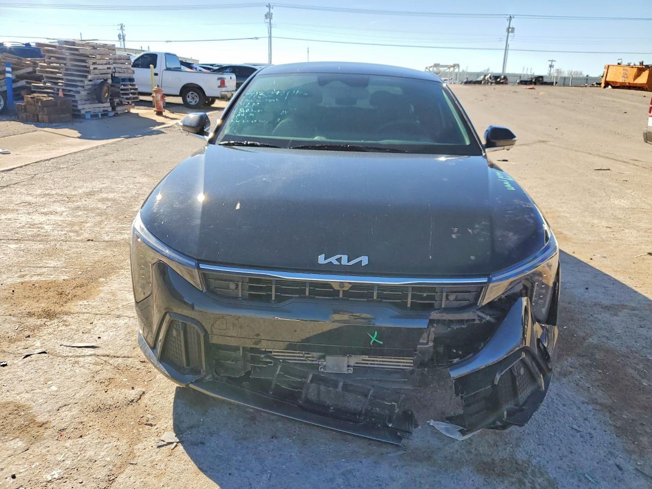 2025 Kia K4 Gt-Line Turbo - Image 5
