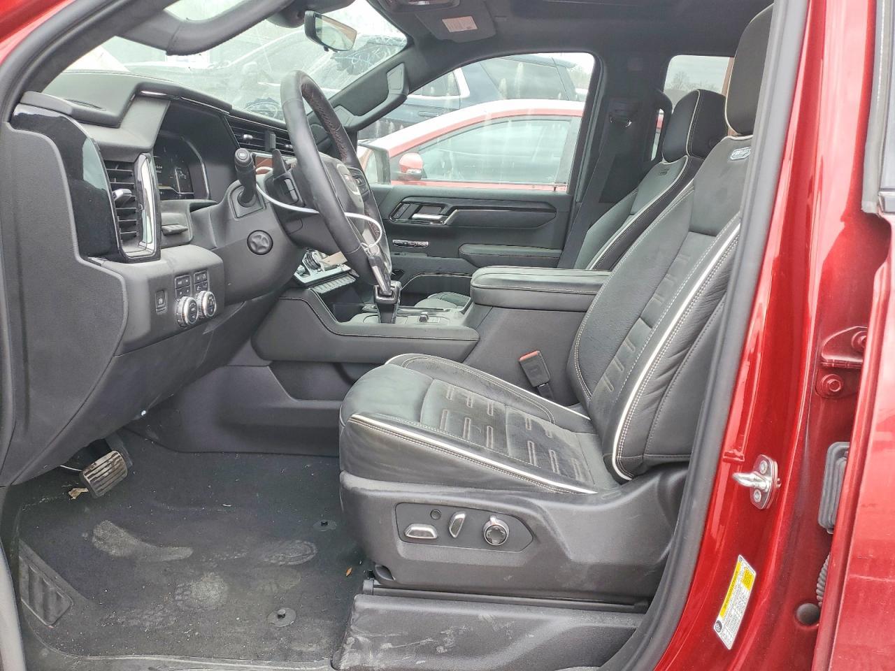 2024 GMC Sierra K1500 At4X - Image 7