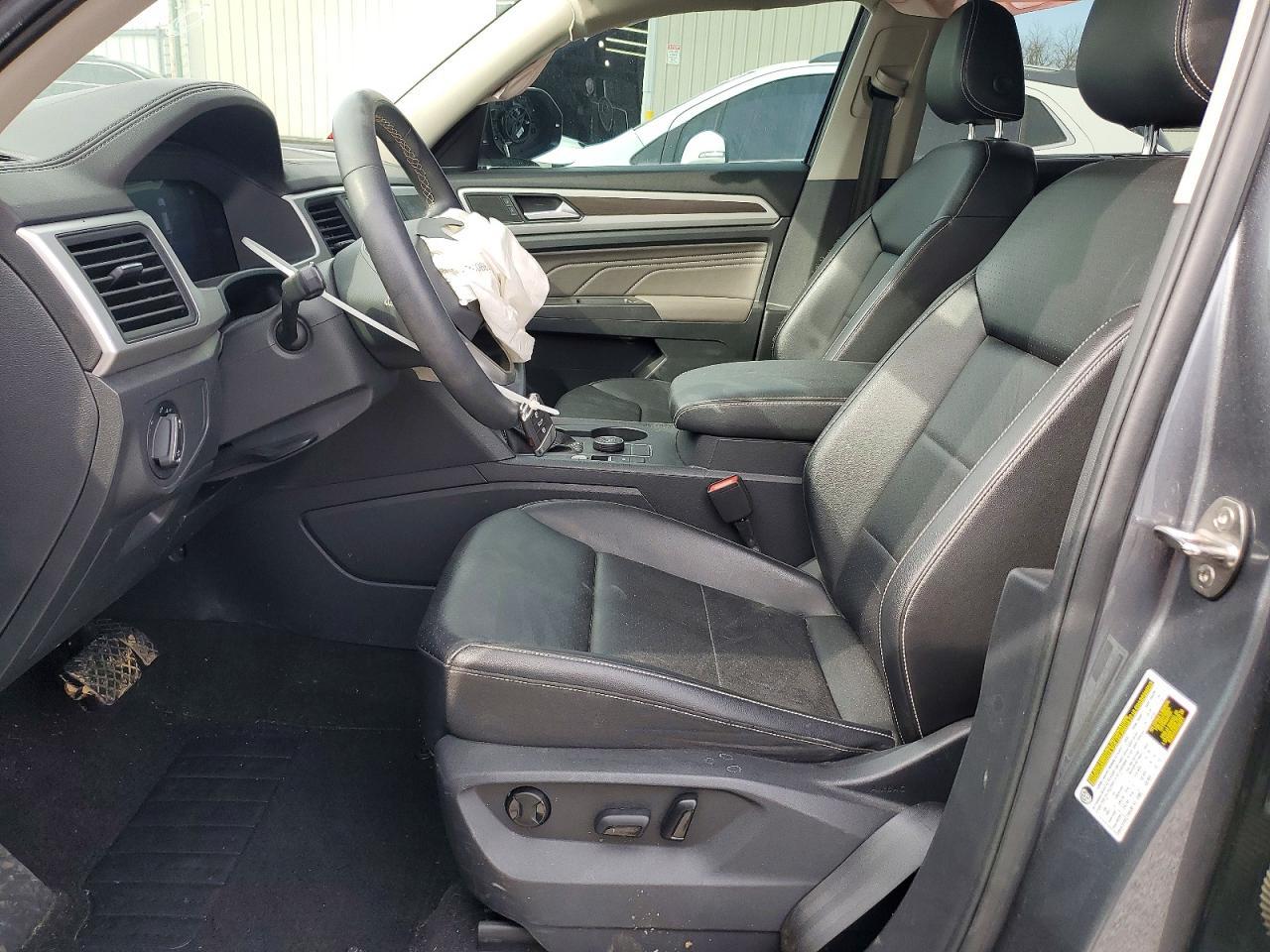 2022 Volkswagen Atlas Se - Image 7