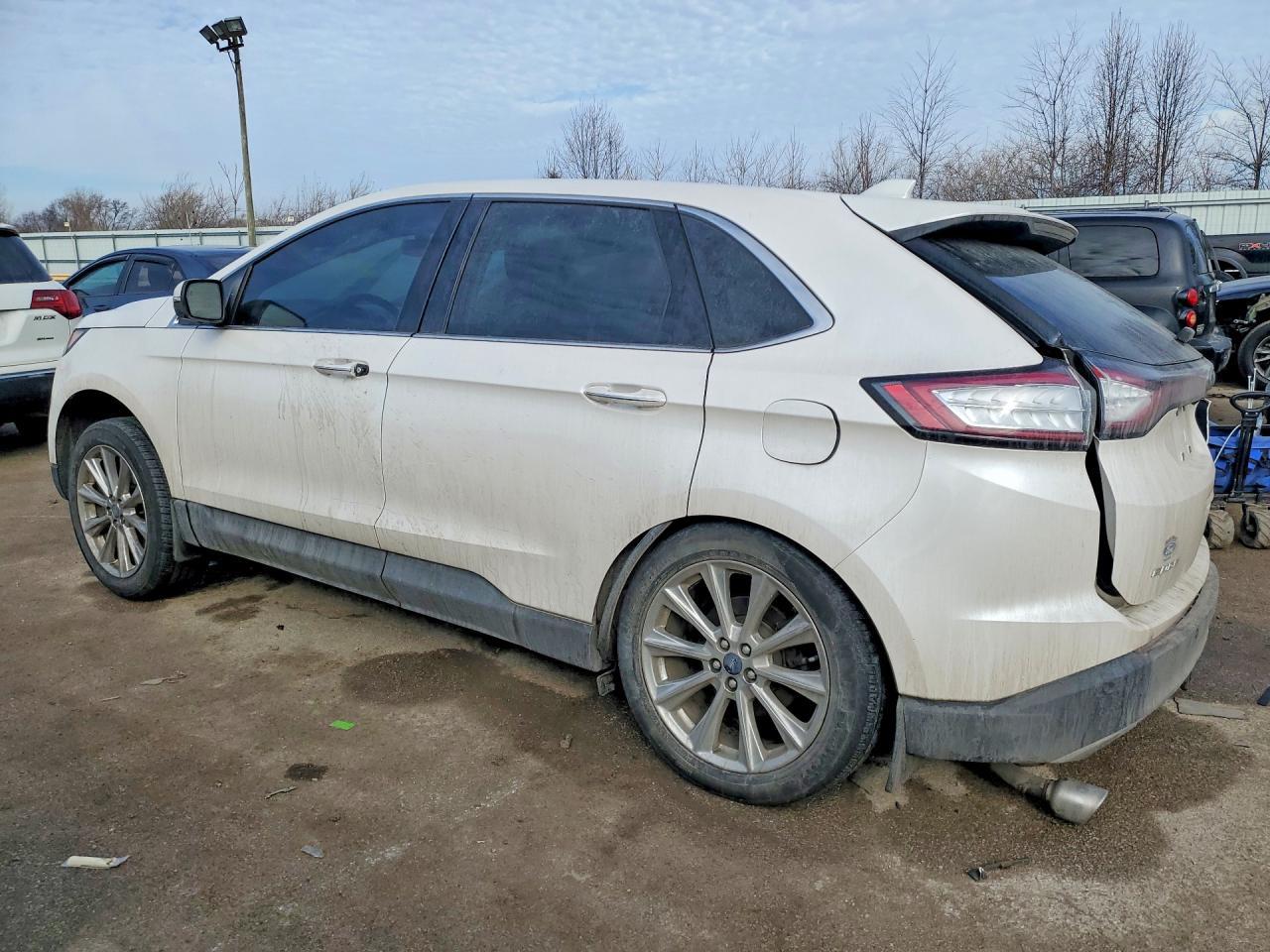 2017 Ford Edge Titanium - Image 2