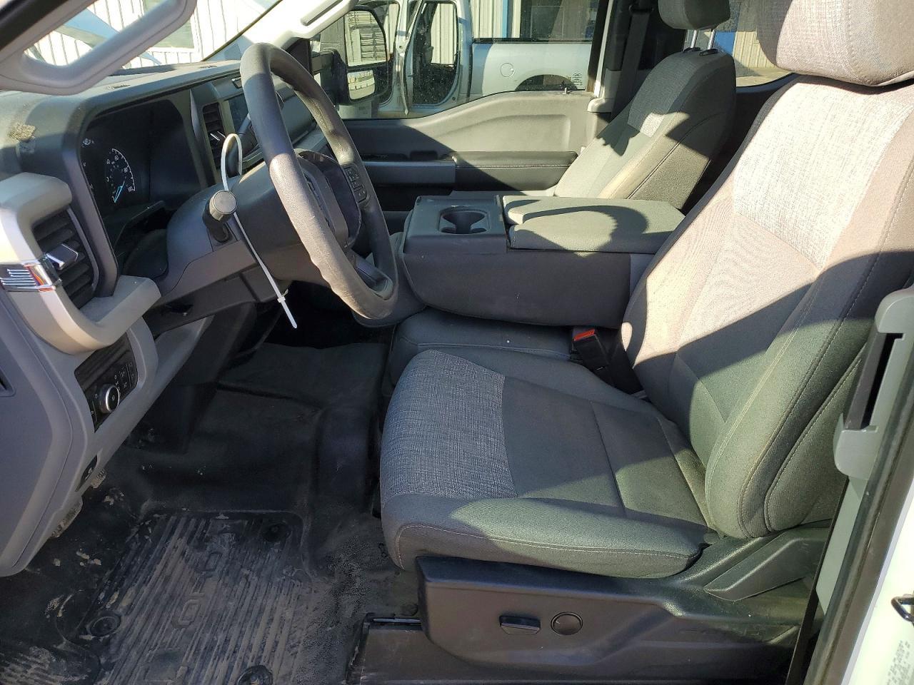 2025 Ford F350 Super Duty - Фото 7