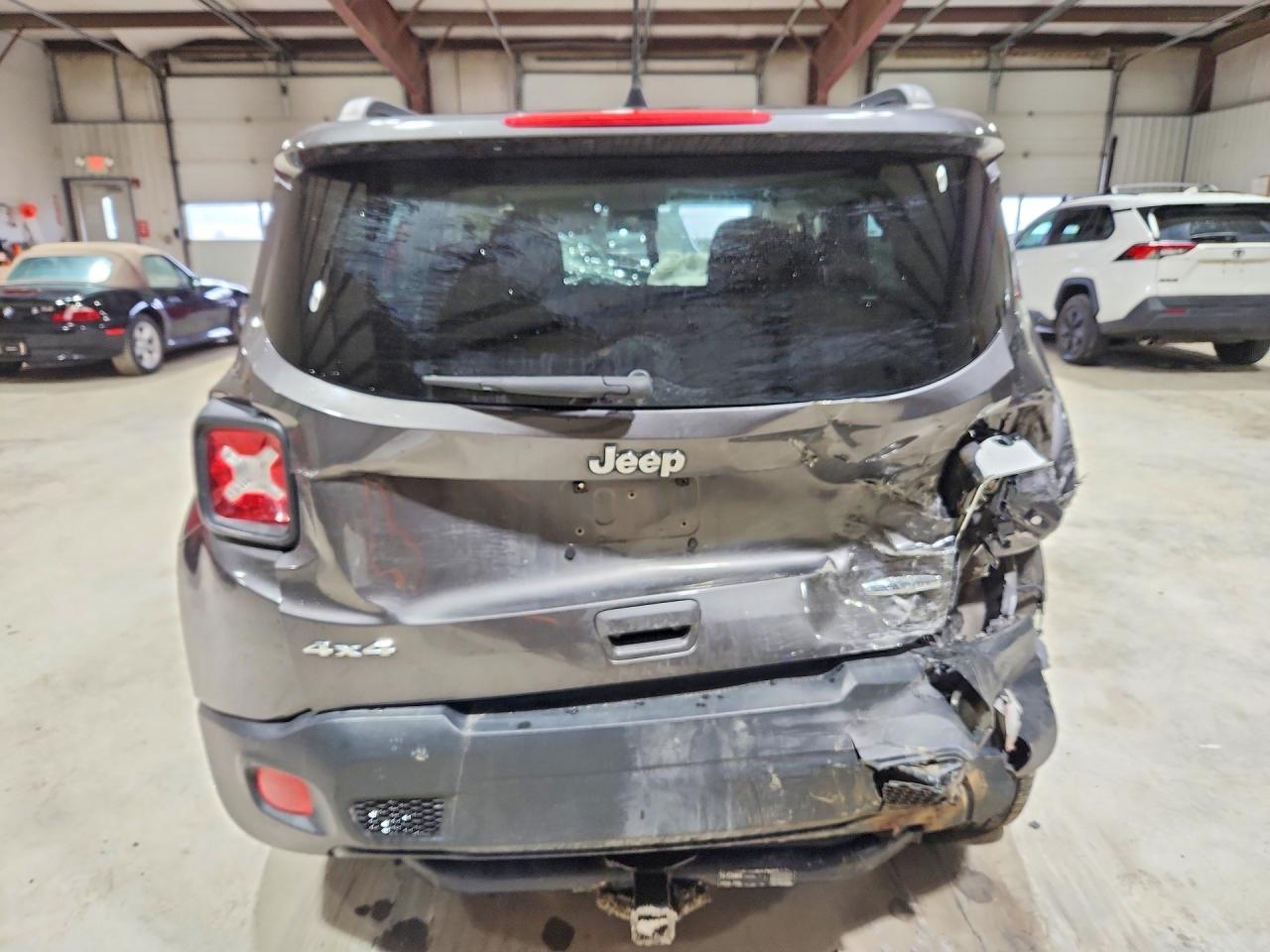 2018 Jeep Renegade Latitude - Image 6